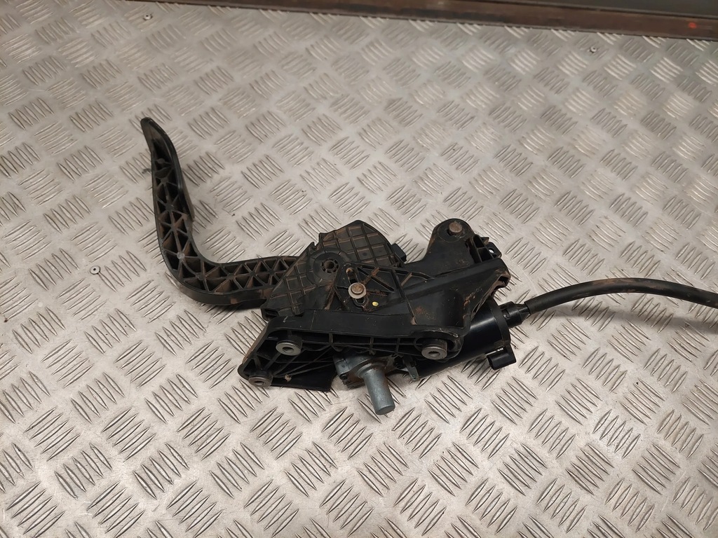 фото №7, Ford f150 fl349f836cd перед сторона левая педали