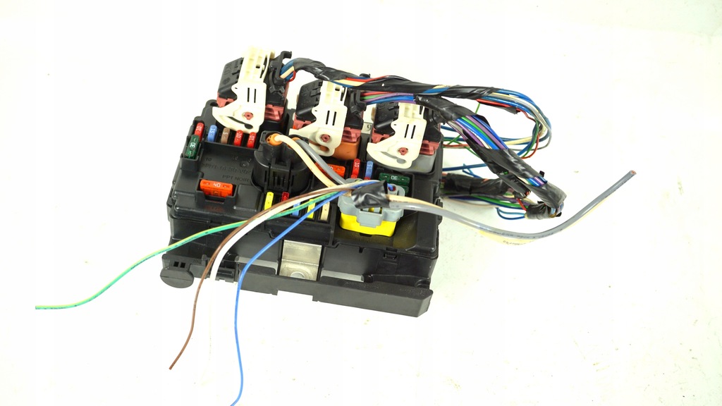 фото №1, Коробка предохранителей bsm r08 модуль bsm-00 citroen c3 picasso 9667199680