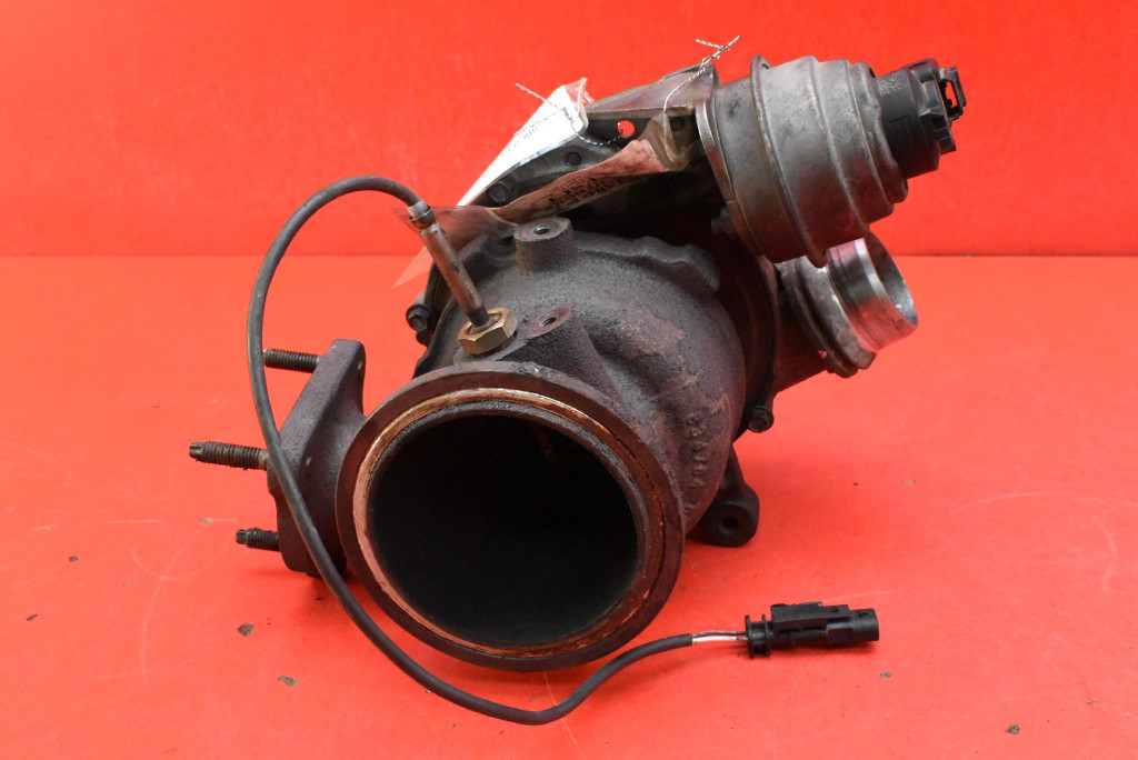 Турбонагнітач турбіна 31493379 volvo s40 v40 2 2 2.0 d3 150 km 16-20 Оригінал