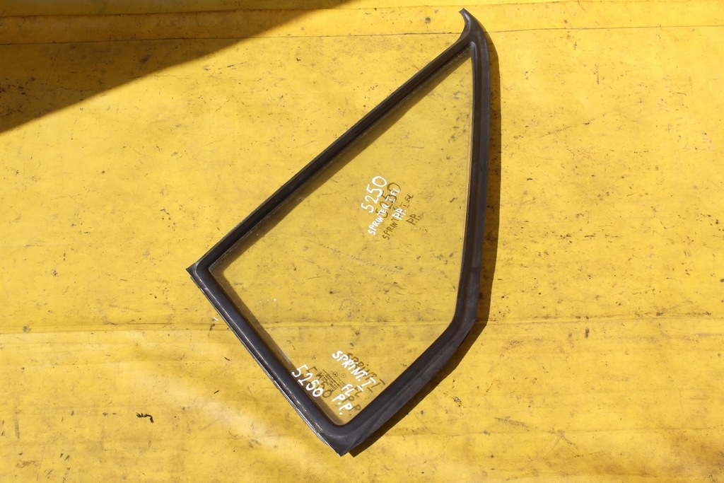 фото №1, Скло трикутник правий перед sprinter i fl