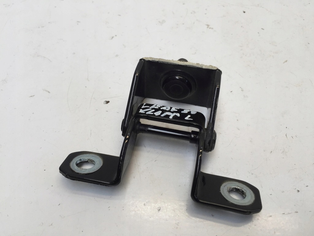 фото №1, Nissan leaf ii 2020 петля крышки багажника левый