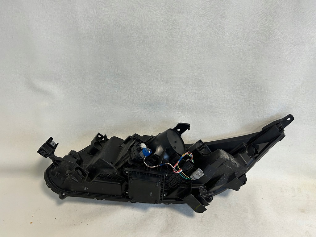 фото №7, Mitsubishi eclipse corss 18- лампа правая перед led