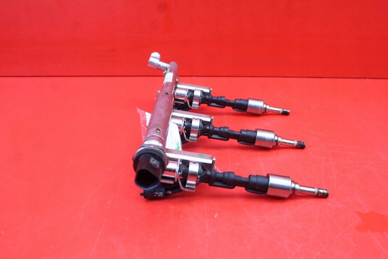 фото №9, Молдинг упорскування 306ps fx23-9g774-ac jaguar xe 3.0 v6 sc 340 km 14-20