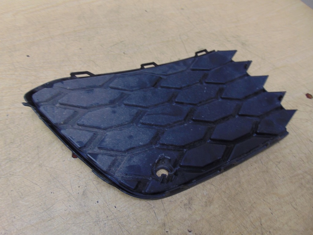 фото №11, Решітка бампера права vw golf viii 5h0853666l