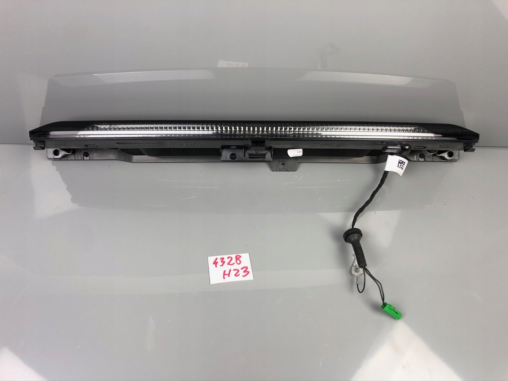 фото №1, Третий свет стоп volvo v60 ii 31468198