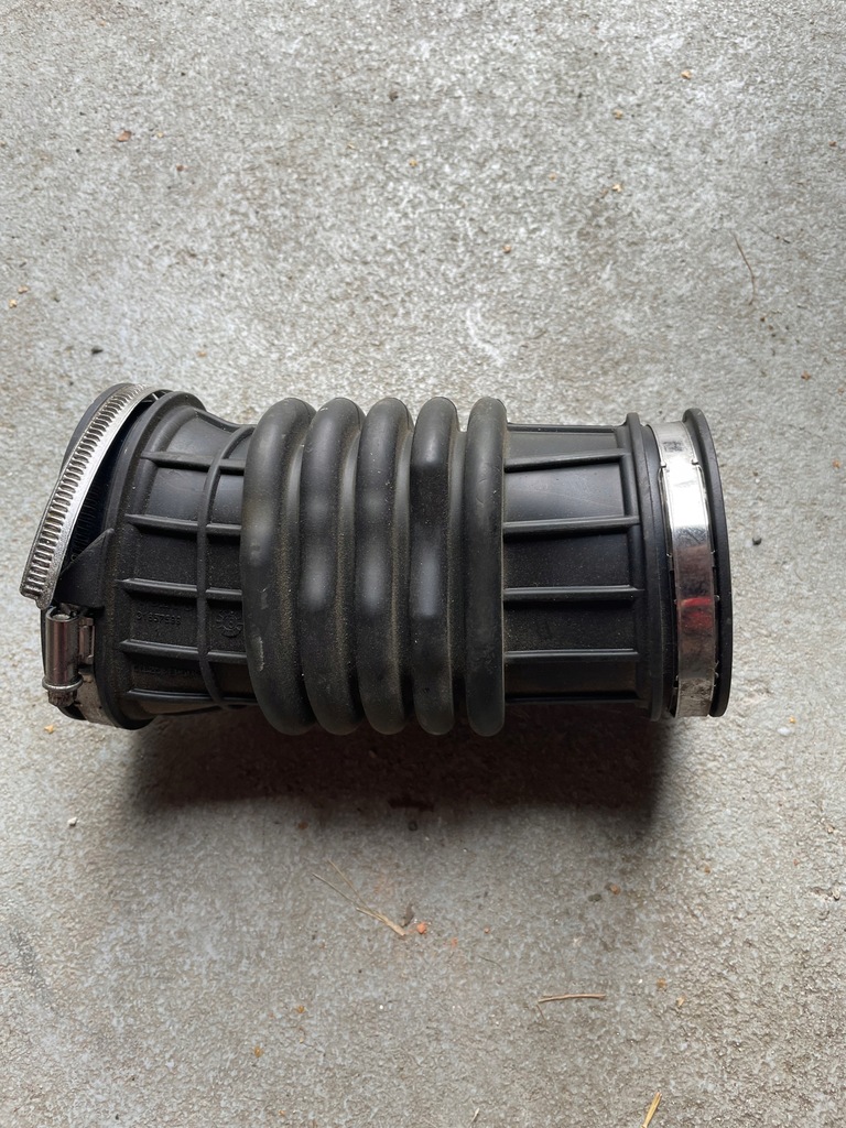 фото №1, Volvo wąż шланг повітря 31657599 xc90 xc60 ii