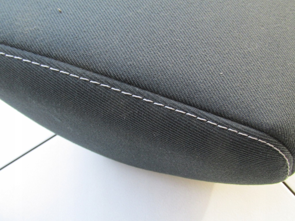 фото №11, Підголівник перед білий нитка c-max mk2 grand 2011 r