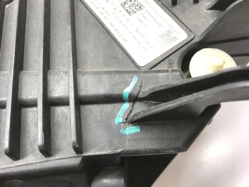 фото №13, Volvo xc60 ii lift лампа правий перед full led 32338977