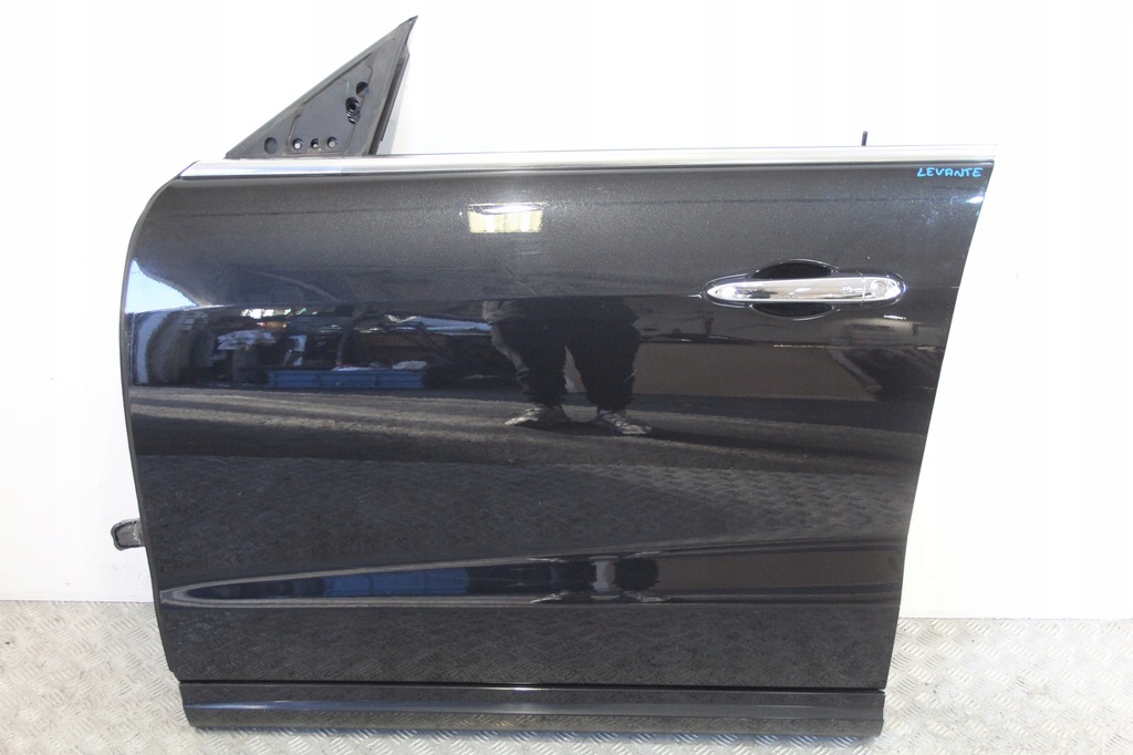 фото №1, Дверь левый перед передние maserati levante m161
