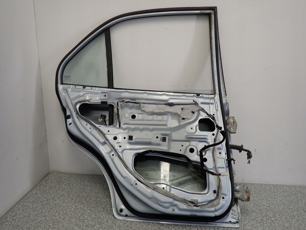 фото №10, Hyundai accent 00-05 5d дверь задние левая vs