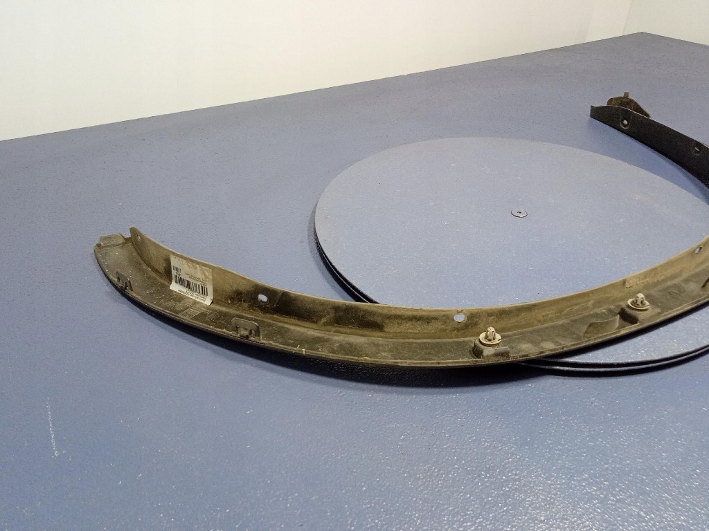 фото №5, Bmw ix3 g08 молдинг накладка крила правий tył9880136