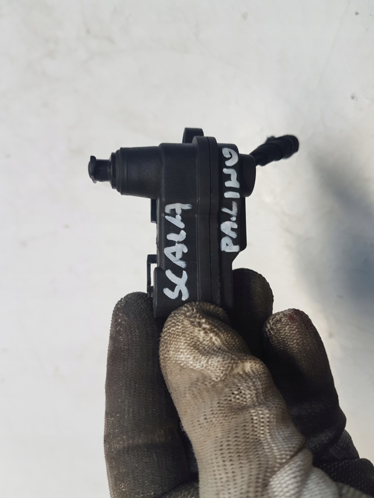 фото №4, Skoda scala привод крышка заливной топлива