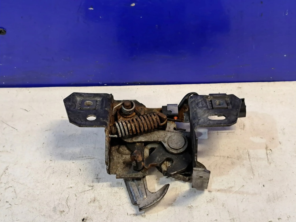 фото №1, Volvo v50 2005 замки