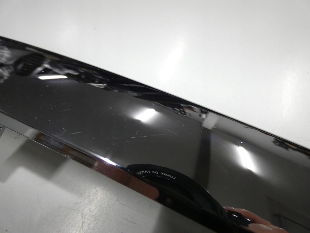 Хром, молдинг бампера передний chrysler 300c левый 251. Недорого