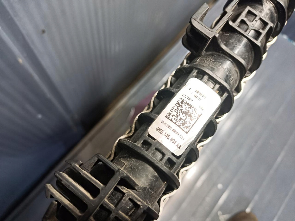 фото №5, Audi a6 c8 avant 2.0 tdi радиатор wody ---