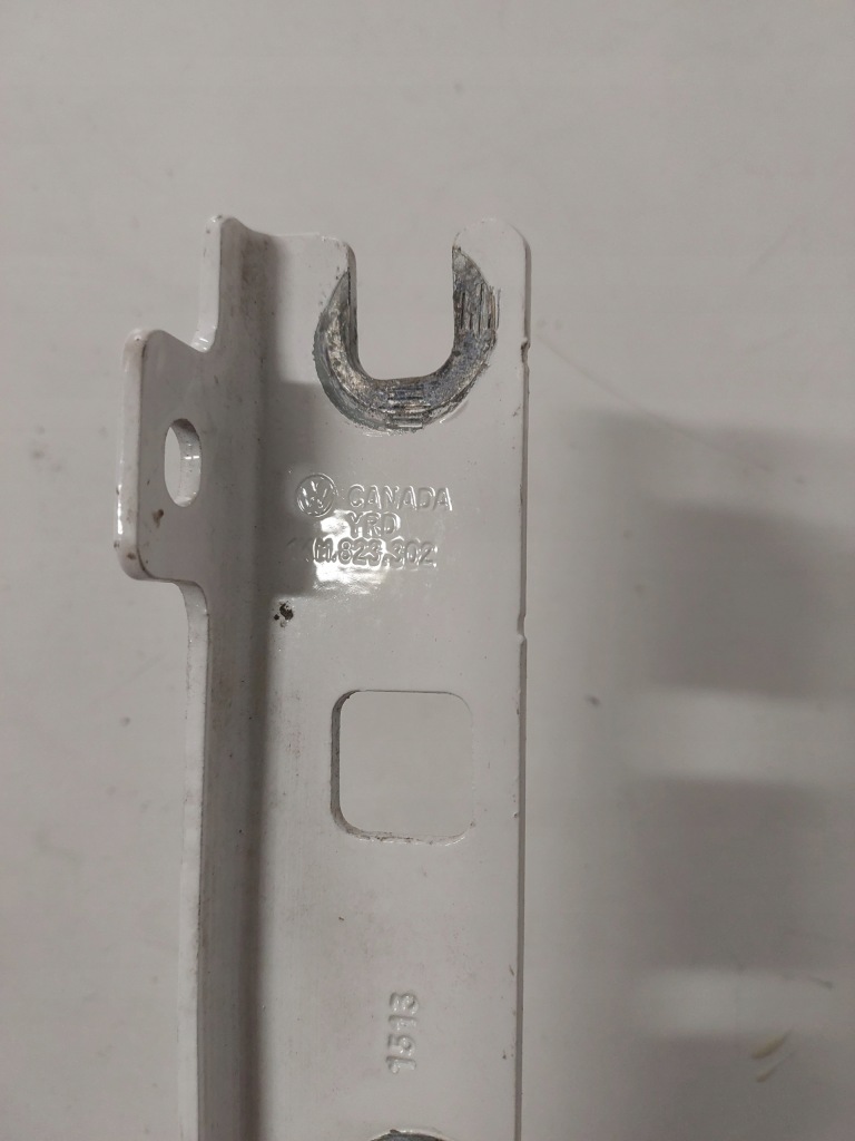 фото №7, Петля капот правий vw golf vi kombi 1km823302