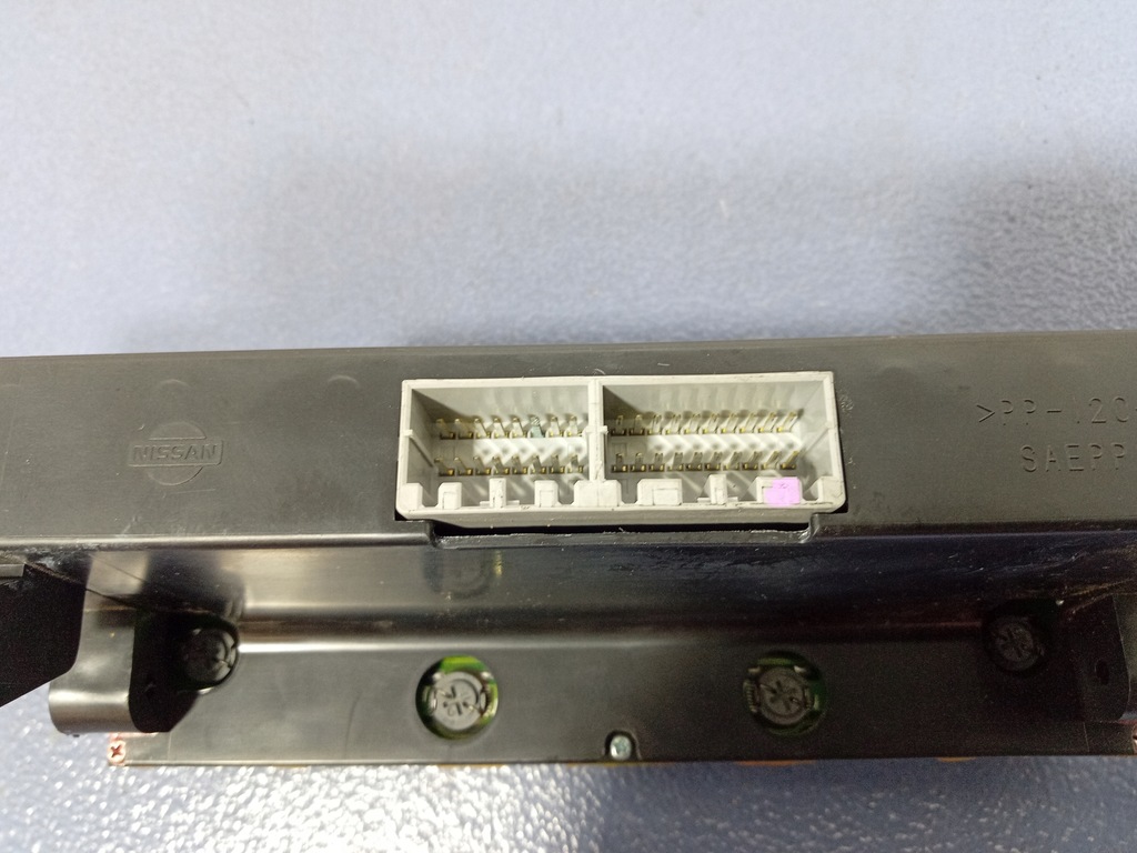 фото №8, Nissan x-trail i t30 панель кондиционера 275008h802