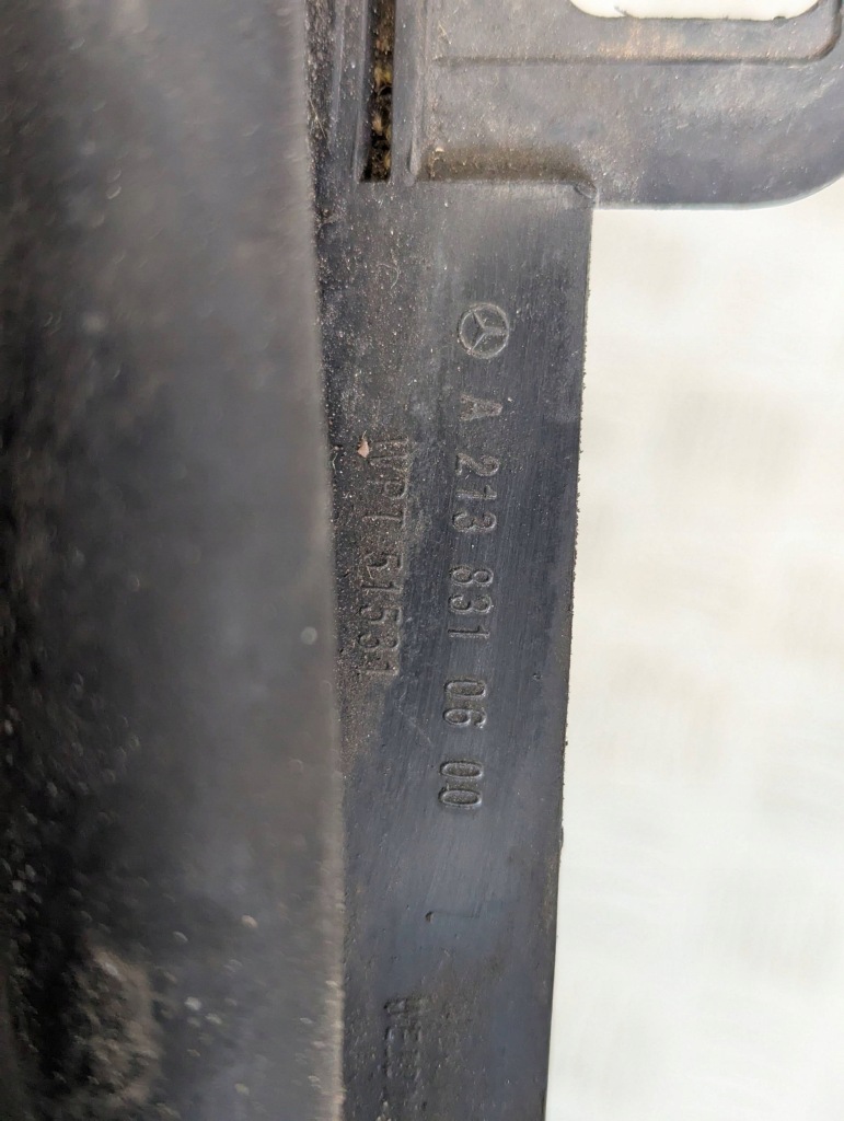 E-klasa w213 2016-2023 прокладка крышки двигателя капот передней Киев