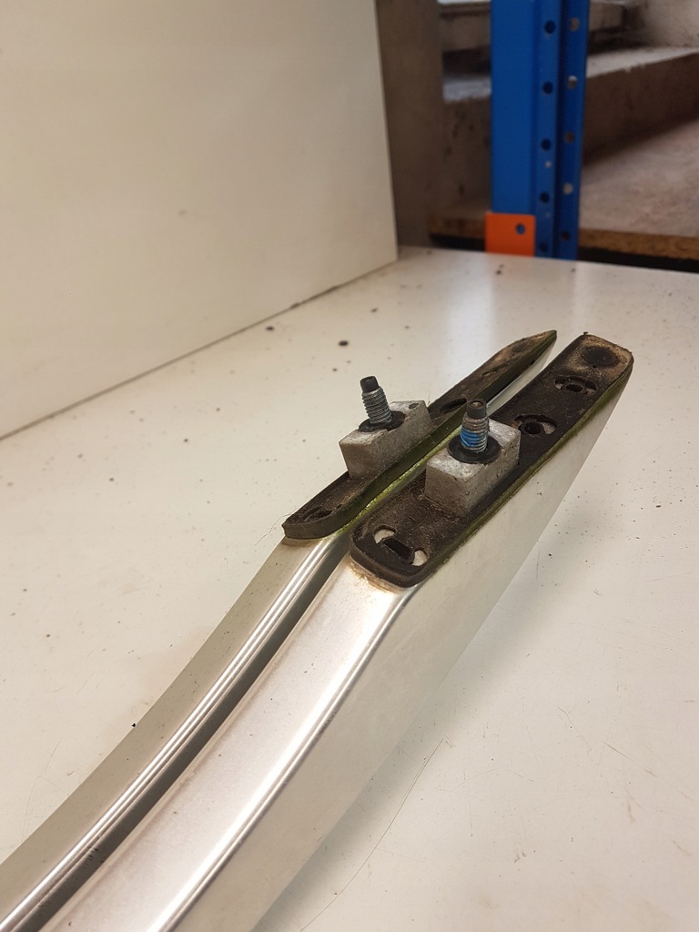 фото №7, Рейлинг крышный хром комплект audi a4 b7 avant