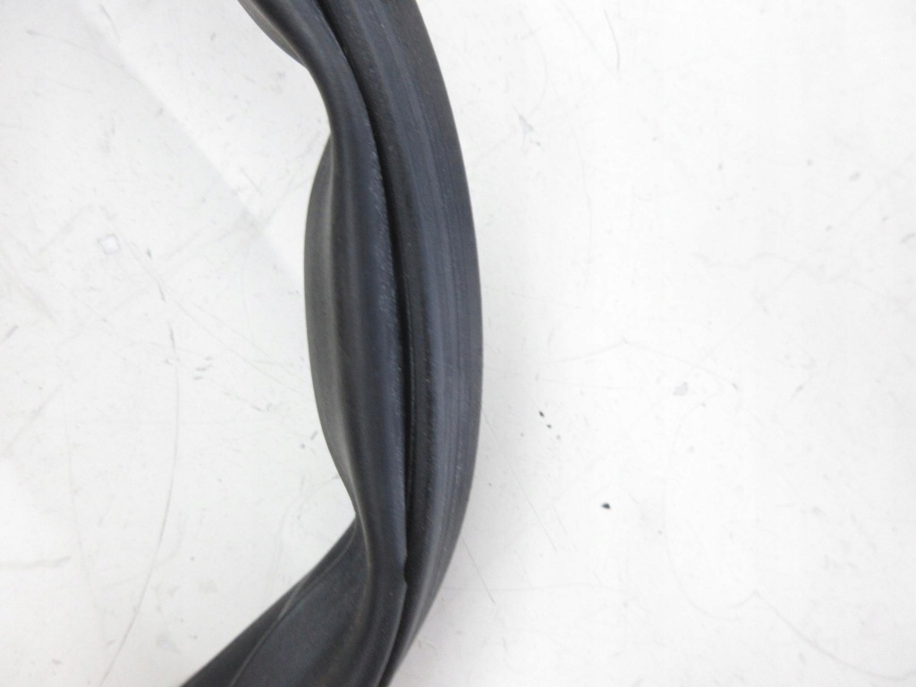 фото №15, Honda civic vii 5d hb 1.4 16v 90 km прокладка двері перед задня лівий правий