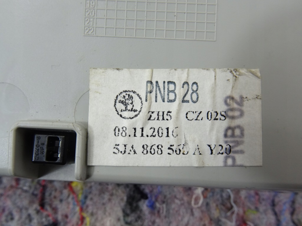 фото №8, Fabia iii 3 бардачок na накладки на фары alarm 5ja868560a