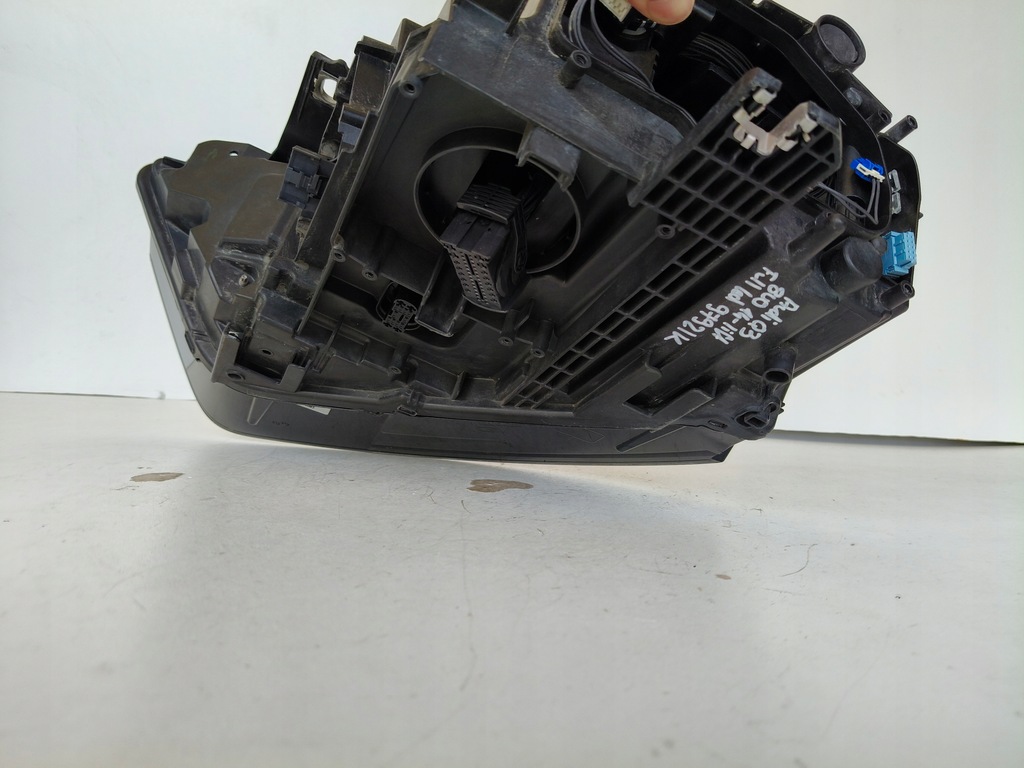 фото №7, Лампа правая фара audi q3 8u 8u0 14- lift full led