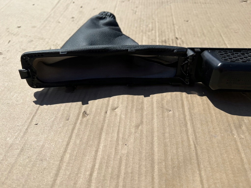 фото №11, Fiesta mk8 puma mk2 ii чохол гальма ручного