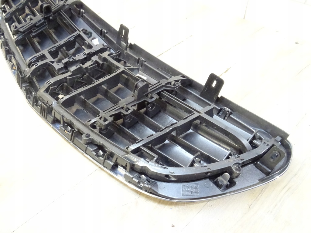 Хром решітка  решітка радіатора mercedes w205 a2058801583 llu Київ