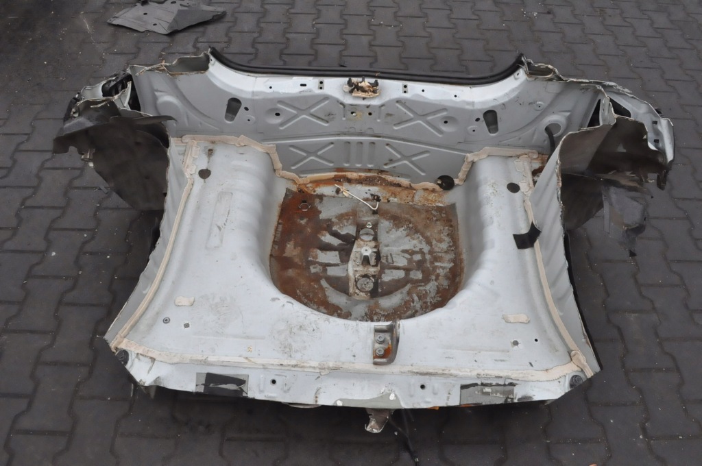 фото №1, Nissan micra v k14 pas задня задній піддон