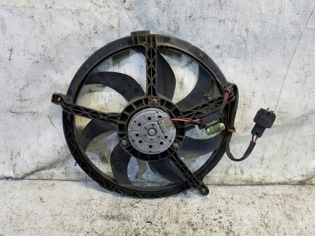 Вентилятор радіатора mini countryman r60 1.6 d 8509990 Ціна