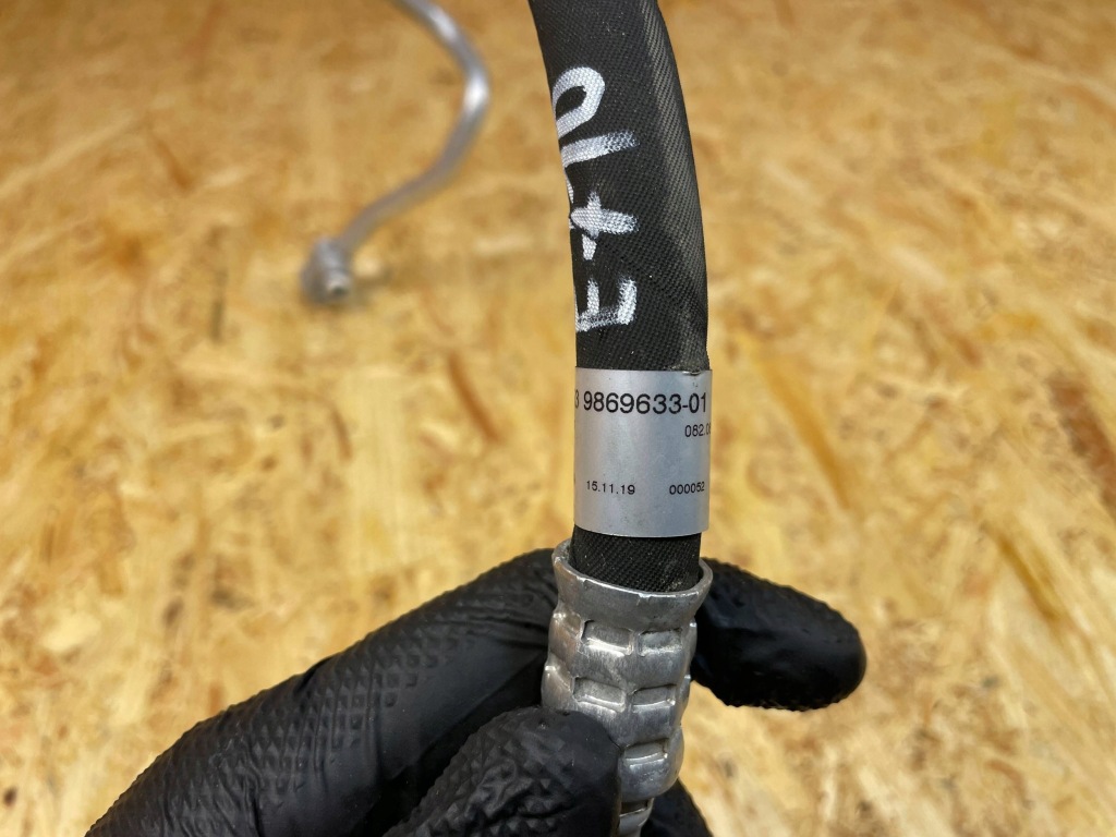 Пабтрубок  трубка шланг кондиционера bmw f39 f40 f45 f46 f48 9869633 Киев