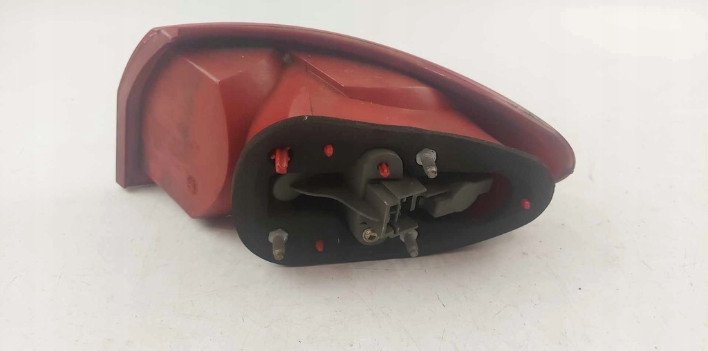 фото №2, Alfa romeo 147 лампа задняя левая крыло оригинал