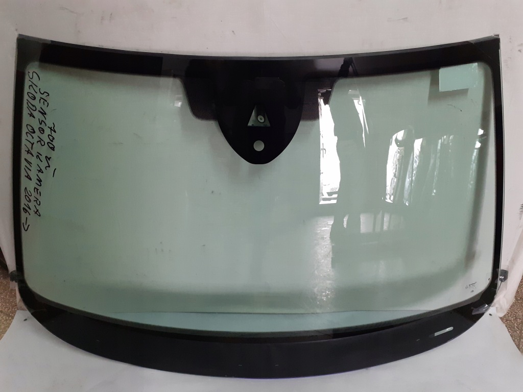 фото №1, Стекло передняя skoda octavia iii 16r- камера nowa