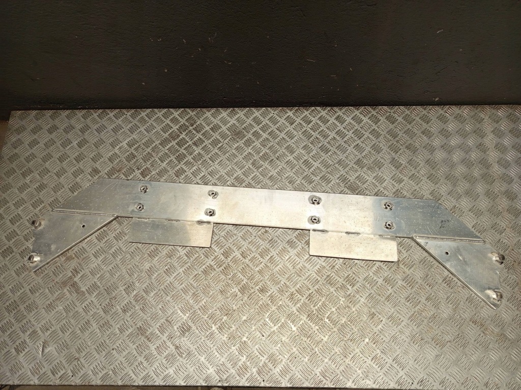 фото №10, Bmw оригинальный номер 7453797 3' g20 g21 кронштейн распорка подвеска туннель