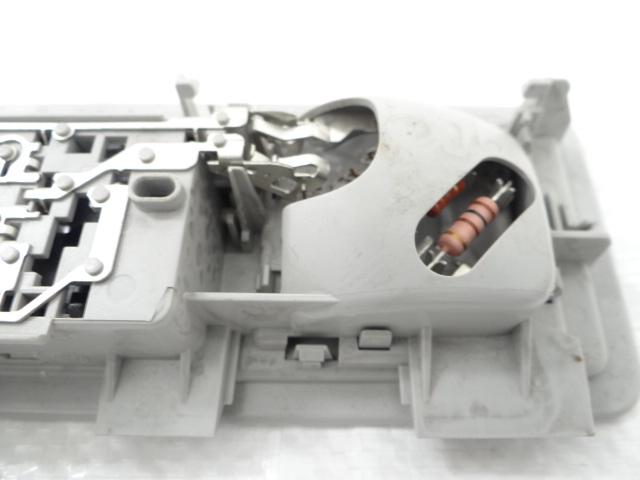 фото №7, Vw touran iii лампа освещение кабины 5g0947291