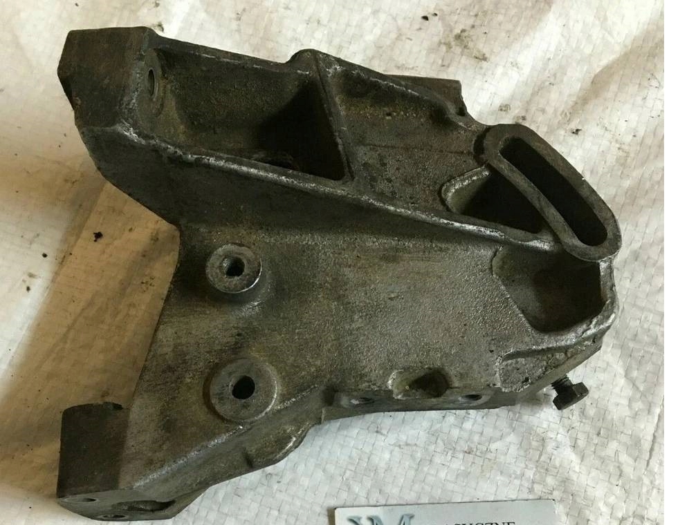 Купити Mercedes w115 w123 200 d om615 кронштейн кронштейн насоса підсилювача