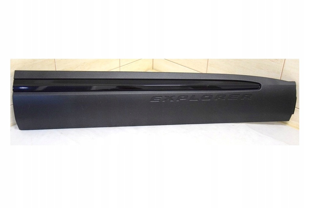 фото №1, Ford explorer 20-r. молдинг дверь правая перед