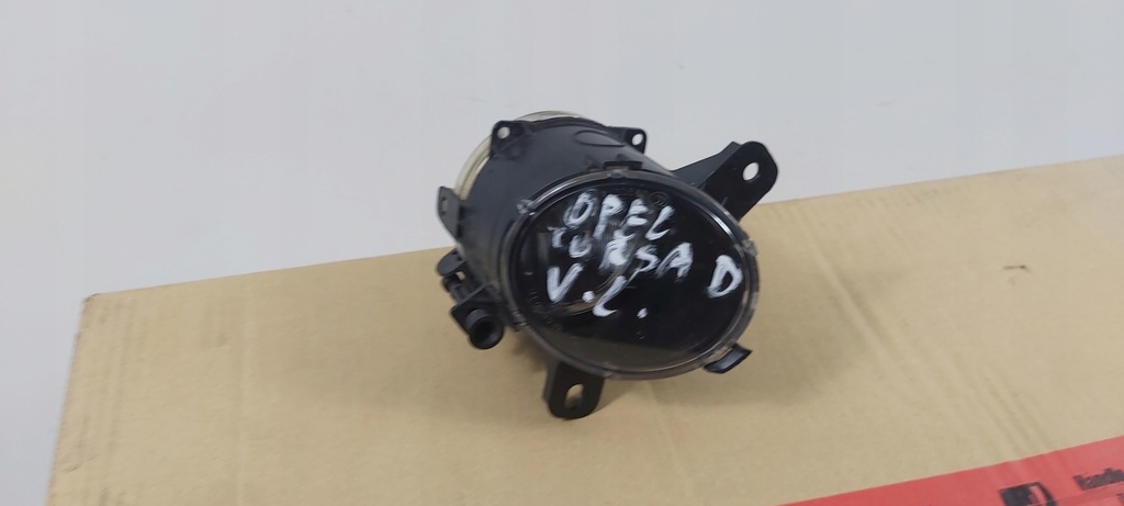 фото №1, Opel corsa d lift 13253625 протитуманна фара лівий перед eu