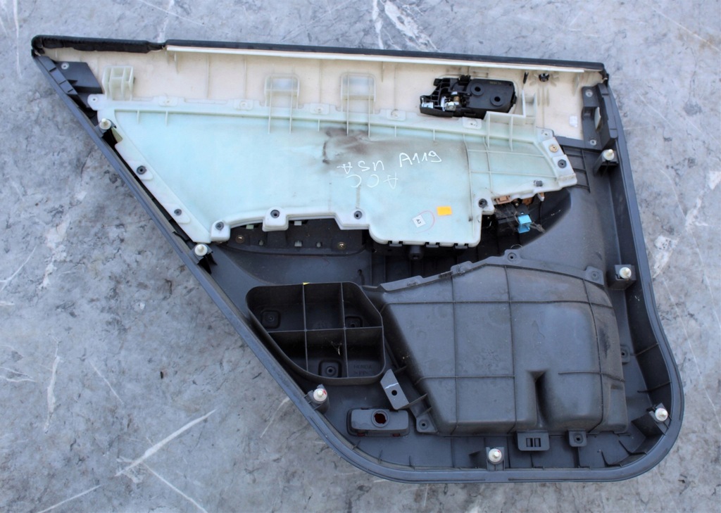 фото №4, Обшивка tapic. двері правий задня honda accord vii usa