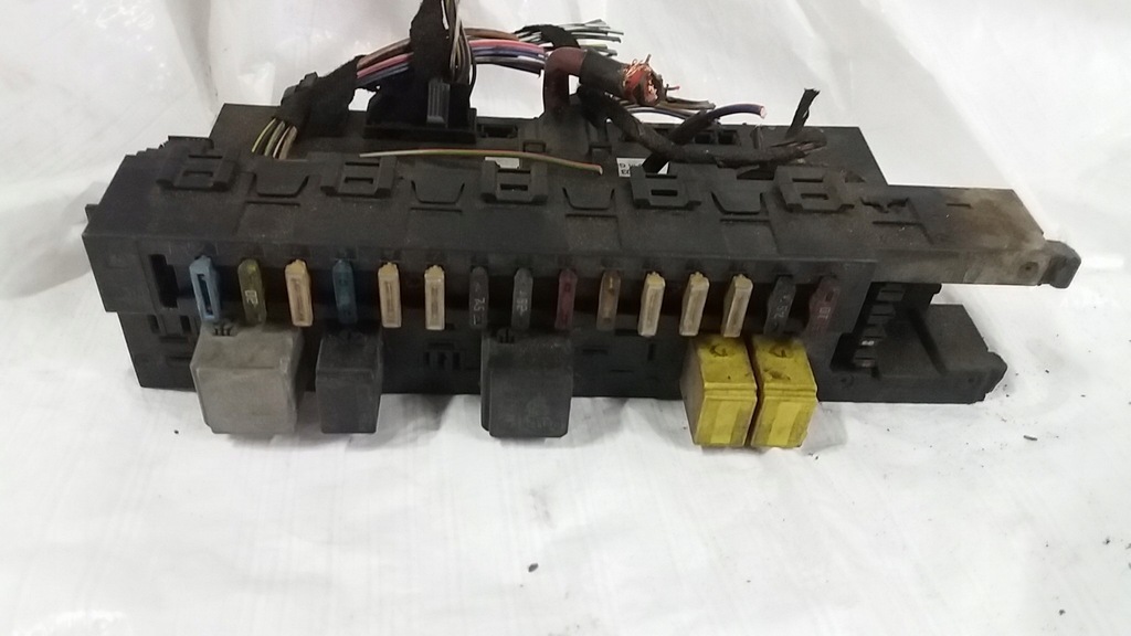 фото №1, Mercedes w203 модуль sam 2035451801