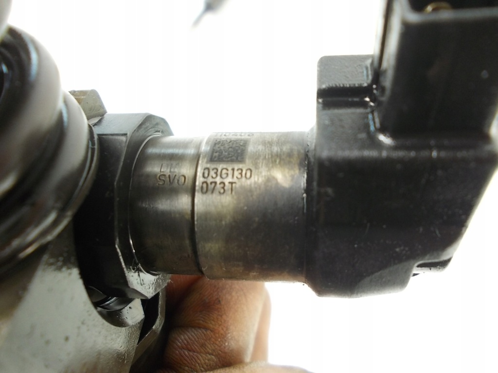 Насос-форсунка 022021110406 03g130073t passat b6 2,0 tdi continental audi Київ