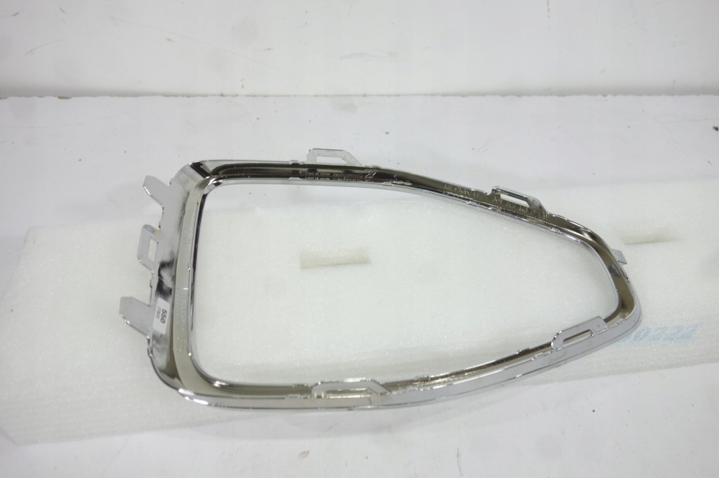 фото №2, Хром решётки перед правый vw t-roc 17- 2ga853712d