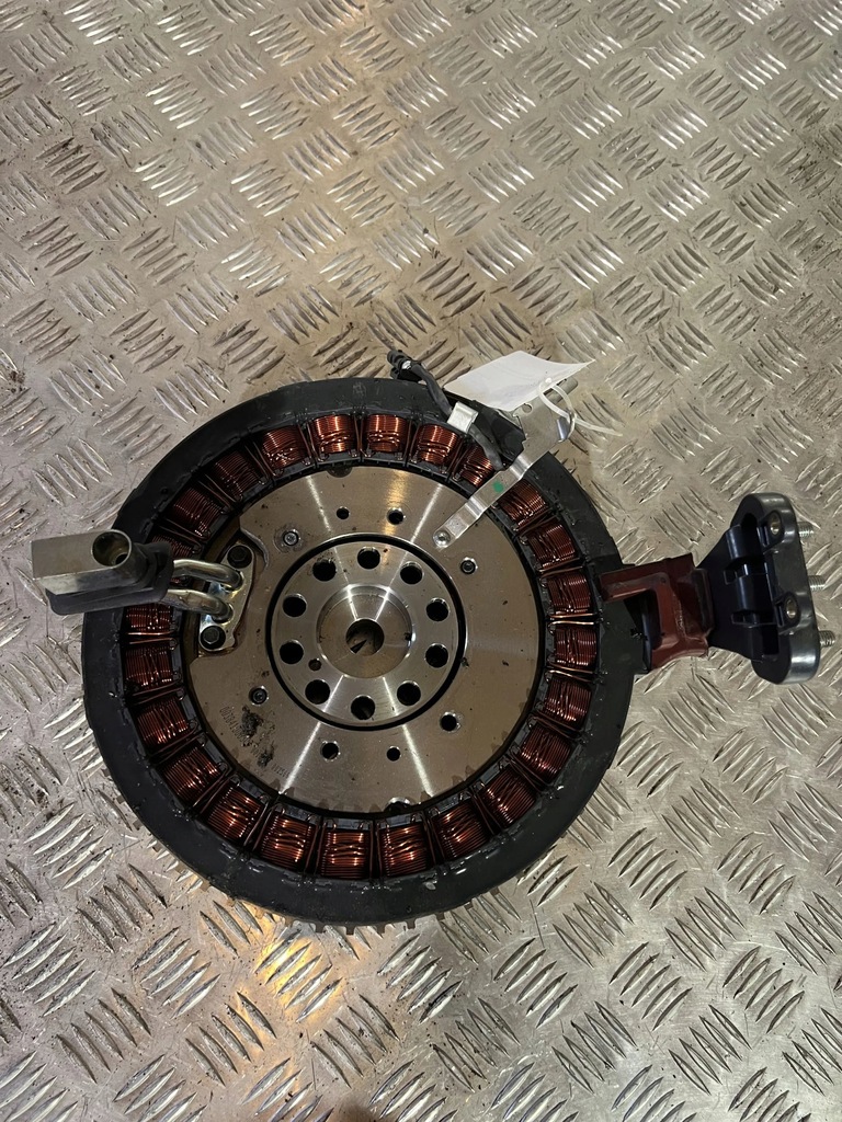 фото №15, Volvo xc90 генератор