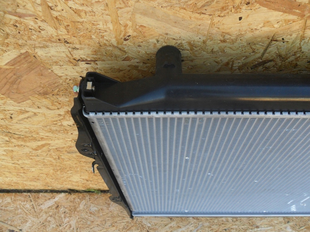 фото №16, Toyota land cruiser fj100 1998 1999 радіатор wody