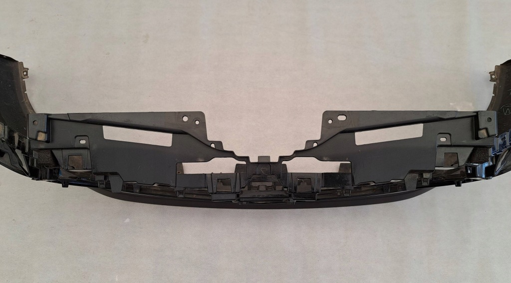 Бампер перед передний mazda 3 iv 18- 4pdc с Разборки