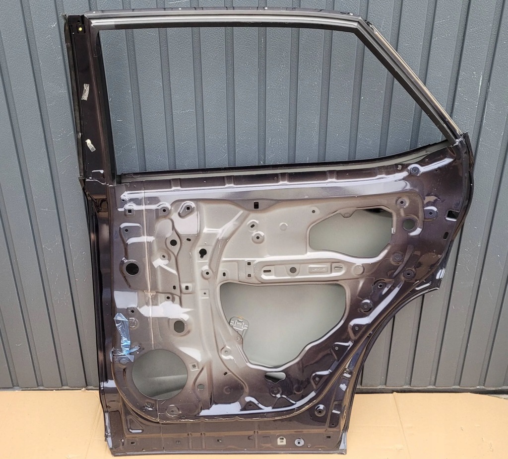 Купить Lexus rx iv 15 дверь задняя задняя правое  fv