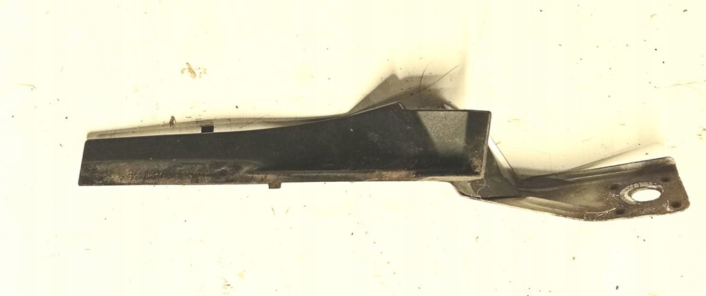 Купити Молдинг жабо права opel corsa e