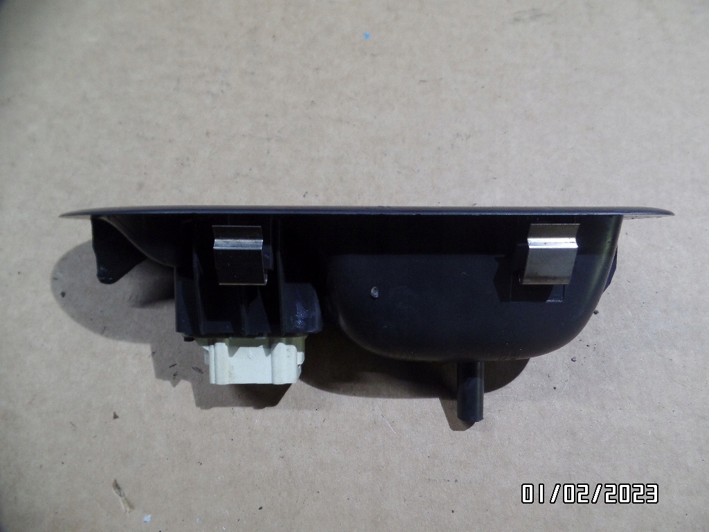 фото №3, Панель стекло правый задняя renault laguna ii 8200317494