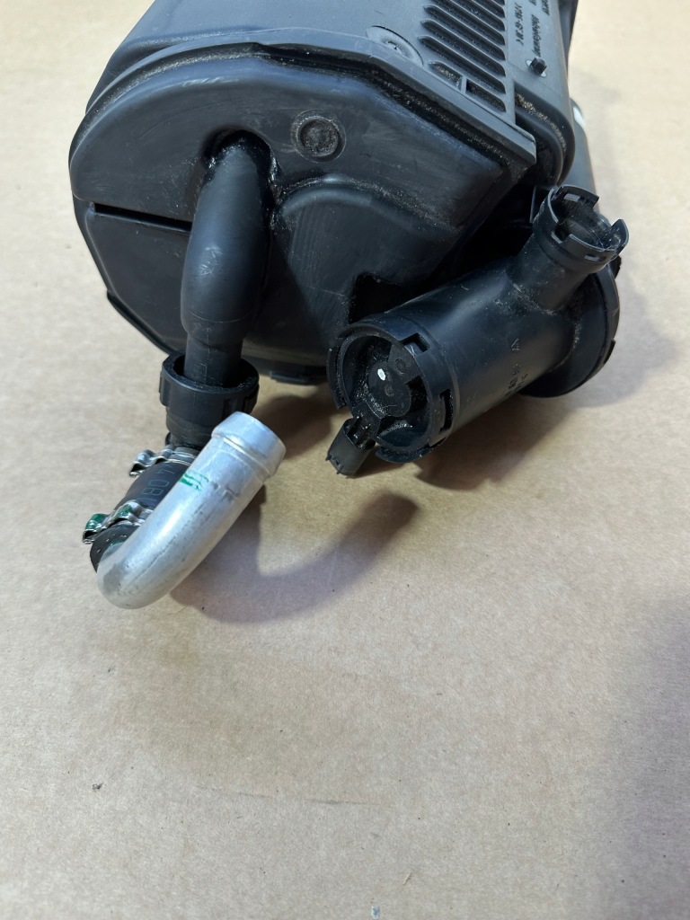 Фильтр угольный, выхлопных газов mercedes sl r230, w230 Доставка