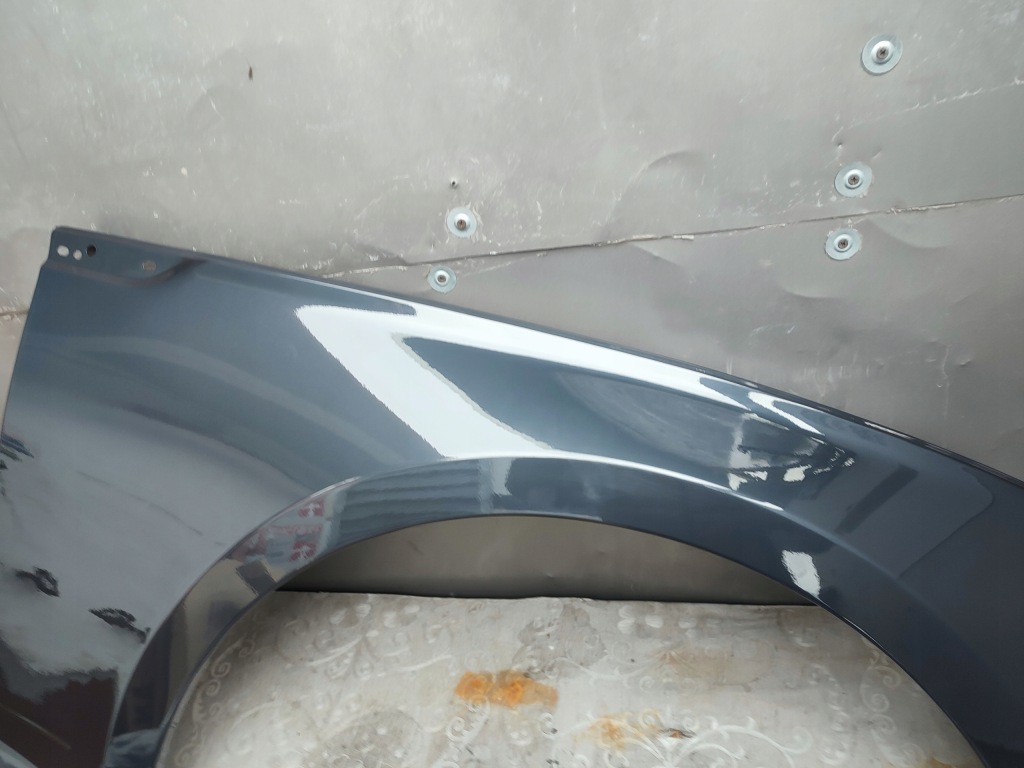 Крыло стальной правый audi a5 2 2 8w b9 s5 8w6 od 2017r lx7l царапина в Украине